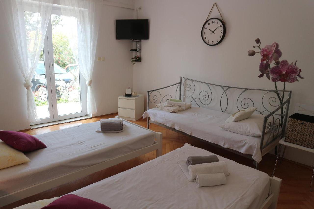 Apartments Joko Omis Exterior photo