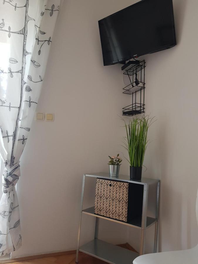 Apartments Joko Omis Exterior photo