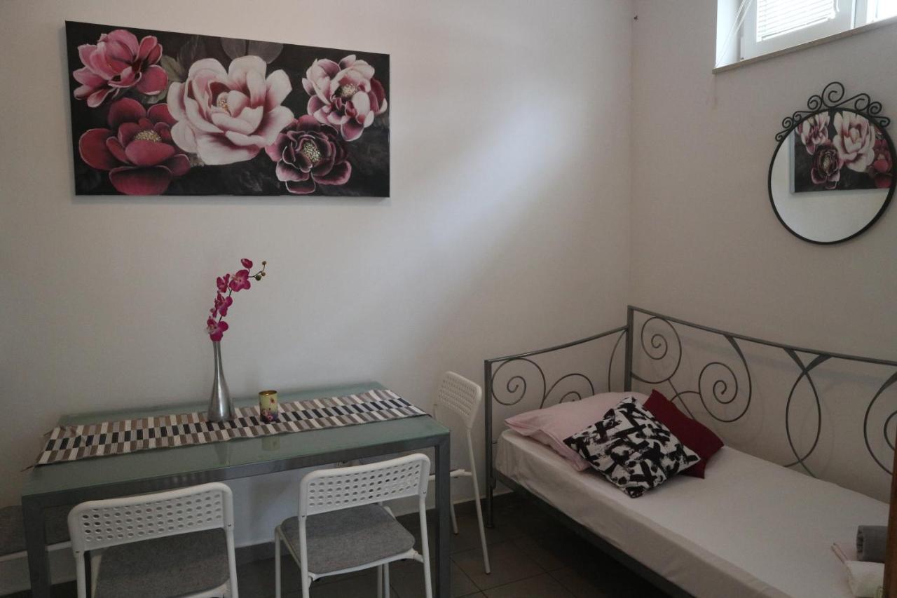 Apartments Joko Omis Exterior photo